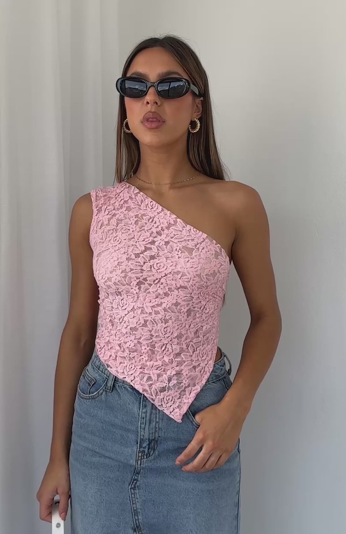 ARIA LACE TOP